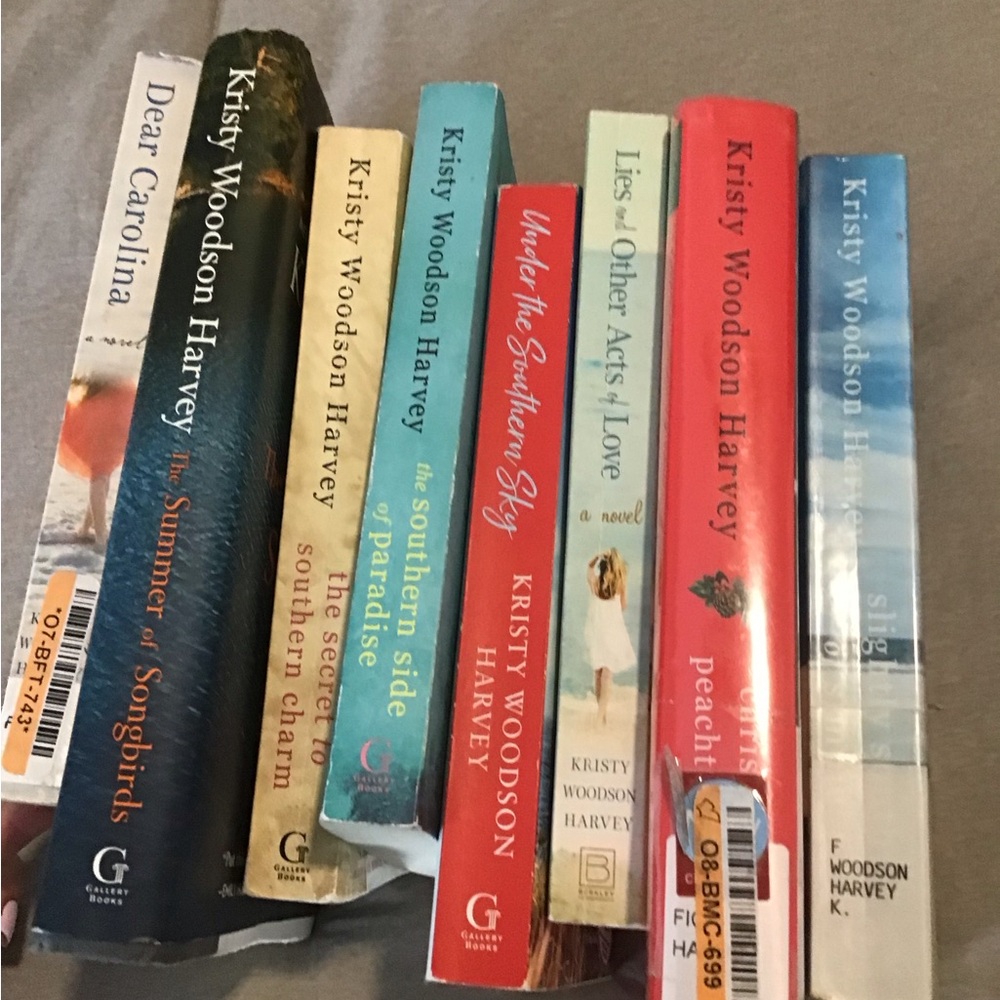 Kristy Woodson Harvey used 8 book lot - Picture 2 of 3
